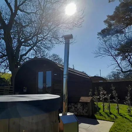 דירה The Pods By The Stream - Rohan Pod & Hot Tub *